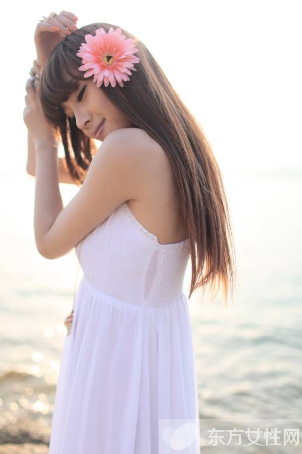 在家diy發(fā)膜配方推薦 長(zhǎng)發(fā)美女必學(xué)的保養(yǎng)圣經(jīng)