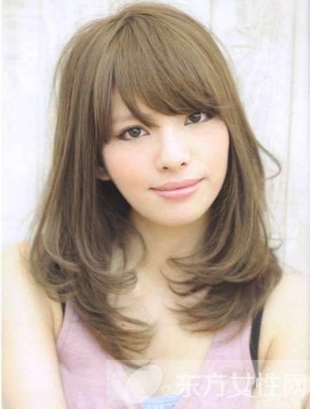 2016時尚流行發(fā)型攻略 齊肩發(fā)型顯盡清新范兒