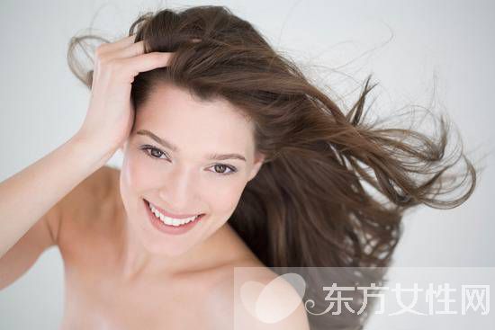 夏日護(hù)發(fā)小知識 如何維護(hù)秀發(fā)強韌