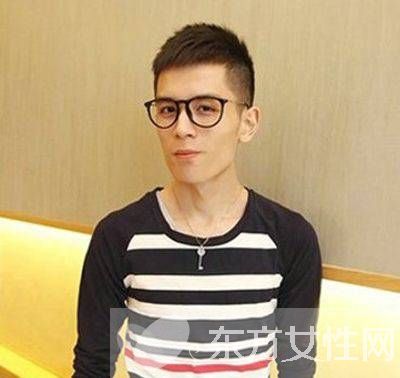 男生鬢角怎么剪好看 如何自己修理鬢角
