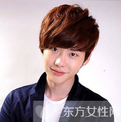 7款男士斜劉海發(fā)型 讓你更顯帥酷有范