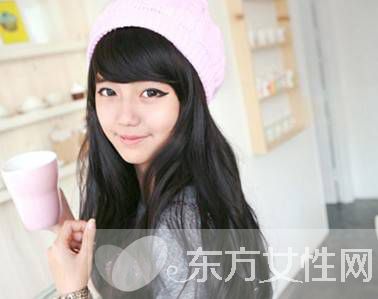 橢圓形臉適合什么發(fā)型 氣質(zhì)長發(fā)就是要這么美