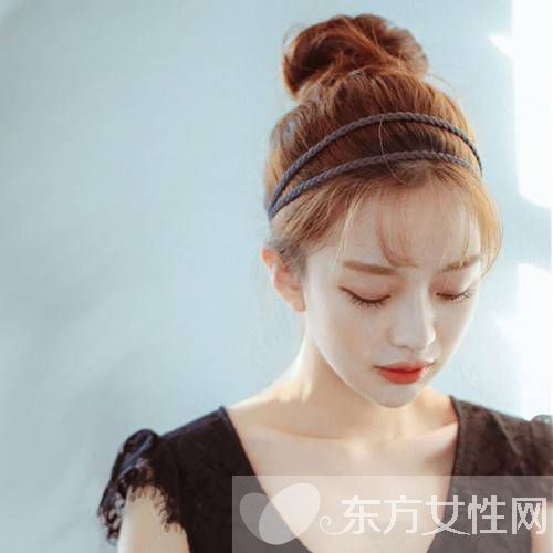 推薦四款甜美花苞頭發(fā)型 散發(fā)出濃郁的甜美氣息