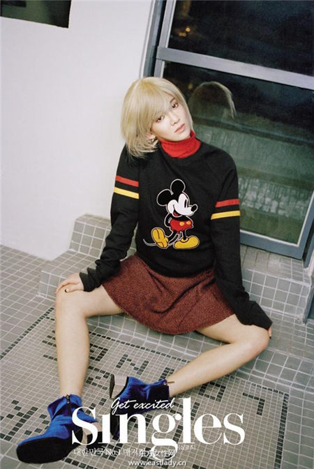 少女時(shí)代孝淵金發(fā)造型 散發(fā)全新魅力