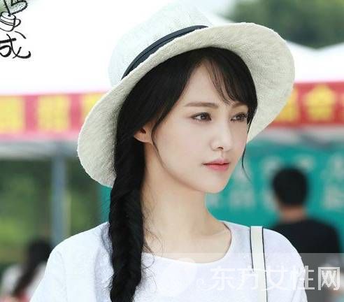 鄭爽完美演繹長短發(fā)發(fā)型 哪種風(fēng)格更能打動(dòng)你呢