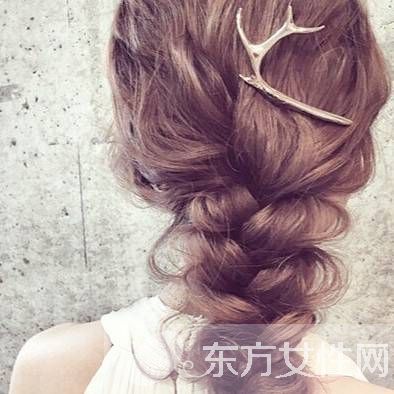 韓式盤發(fā)教程推薦 這些日常盤發(fā)方法超簡單的