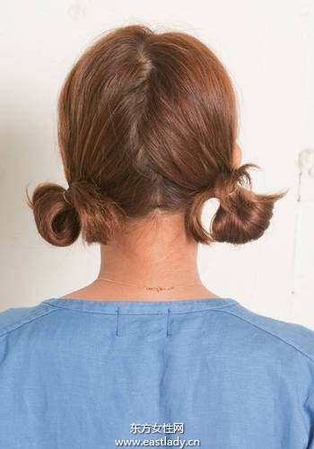 想綁丸子頭但長度卻不夠 簡單有趣可愛編發(fā)陪你涼爽度夏