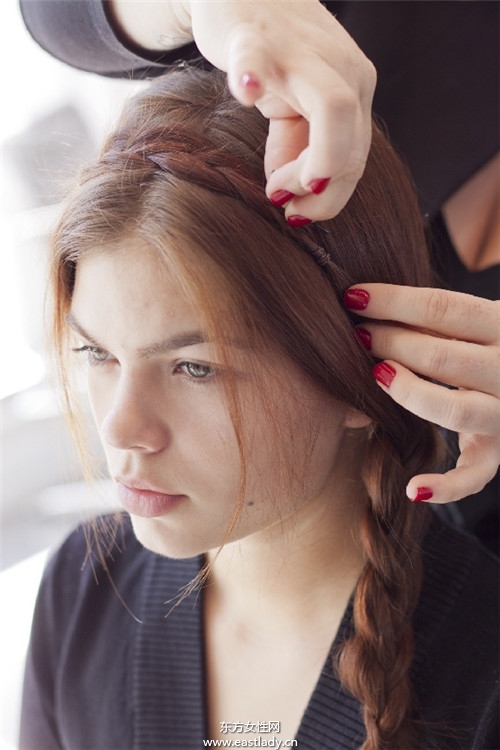 五種辮子編發(fā)造型 時(shí)尚簡(jiǎn)單