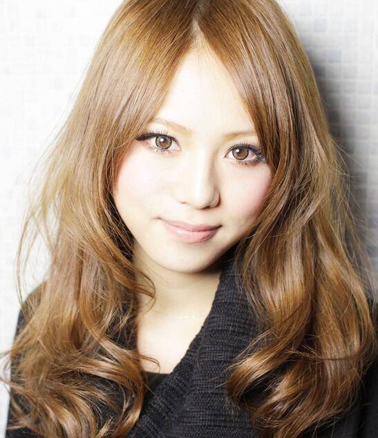 卷發(fā)如何打理更卷更好看 簡單8個步驟