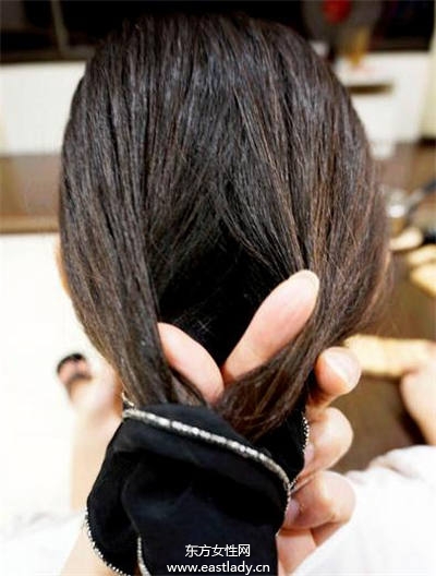 快速綁發(fā) 10種超自然清新馬尾編發(fā)教程圖解