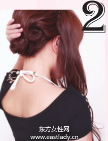 時(shí)髦波波發(fā)瞬間呈現(xiàn)女孩帥氣氣質(zhì)