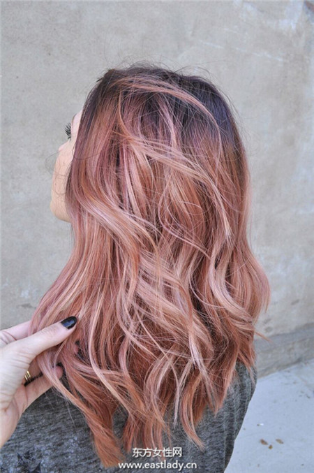 尖叫吧~連發(fā)色都開始流行玫瑰金