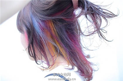 可以甜美也可以個性 日系夢幻內(nèi)側(cè)染發(fā)任你選