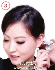 嬌小可人發(fā)辮嬌俏可愛