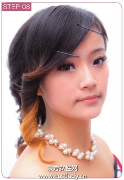 劉海后梳塑造韓式發(fā)型