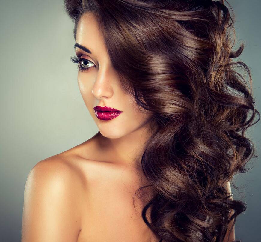 卷發(fā)如何打理更卷更好看 簡單8個步驟