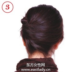 隨和可人OL發(fā)型增添職業(yè)氣質(zhì)