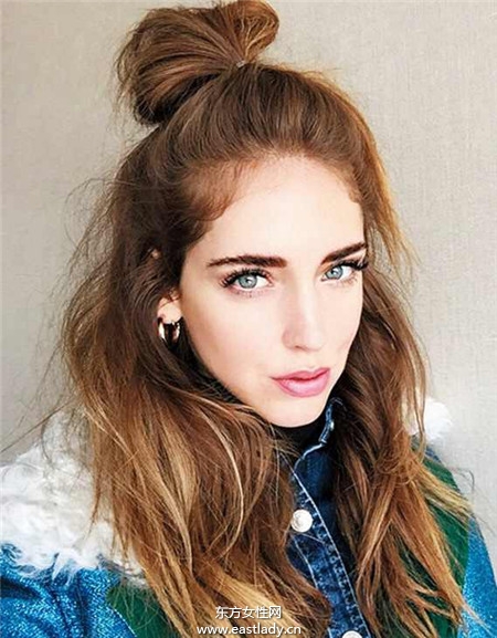 跟明星學(xué)綁及肩短發(fā) 變身率性女神