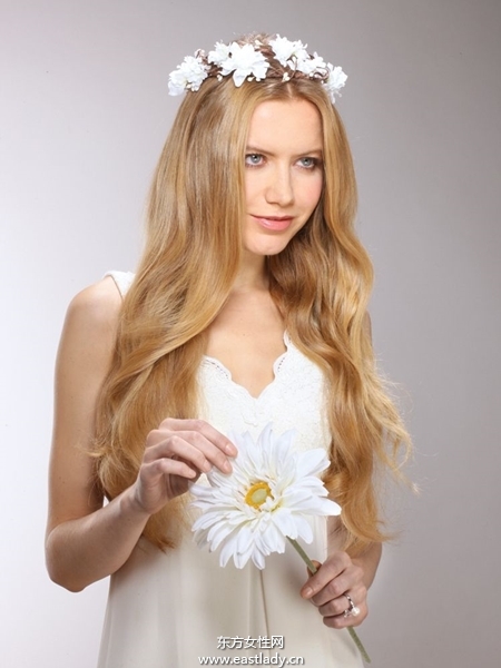 春暖花開(kāi) 春季花朵新娘發(fā)型