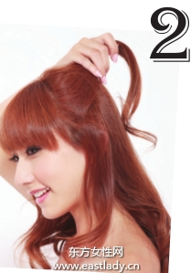 自然卷韓式丸子頭突出青春洋溢氣質(zhì)