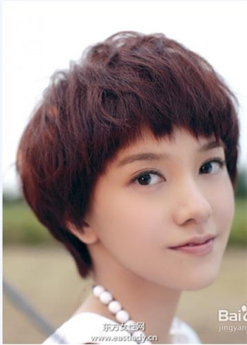 適合圓臉MM的發(fā)型設(shè)計(jì)