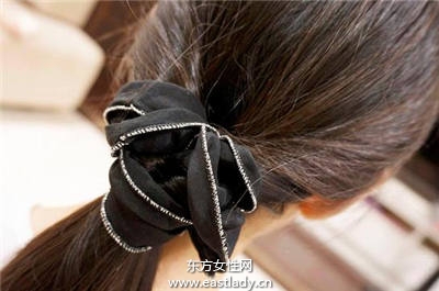 快速綁發(fā) 10種超自然清新馬尾編發(fā)教程圖解