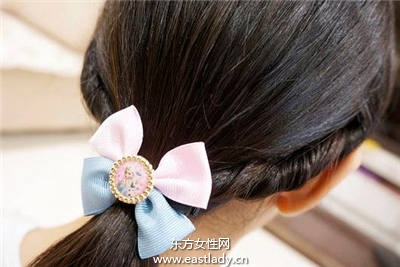 快速綁發(fā) 10種超自然清新馬尾編發(fā)教程圖解