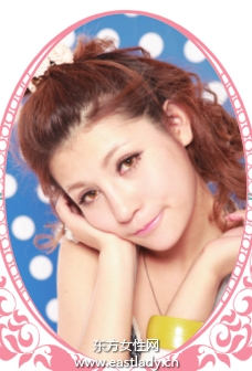 束劉海兒甜甜卷中短發(fā)隨意又不失時尚