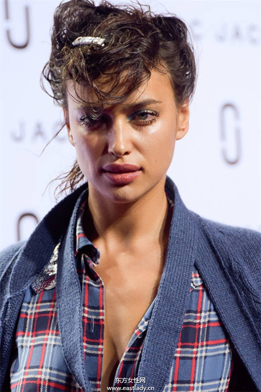 6種方式教你用發(fā)夾打造最潮流發(fā)型