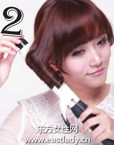 分區(qū)擰卷盤發(fā)發(fā)型設(shè)計(jì)圖解