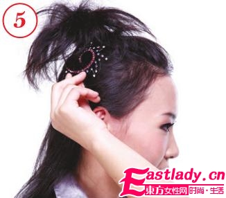 蓬皮杜風(fēng)格發(fā)型設(shè)計 休閑又時尚