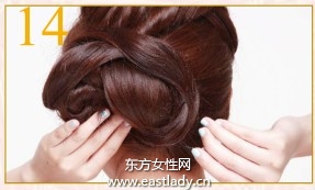 完美弧度花苞團(tuán)子發(fā)簡(jiǎn)約而又不失造型感