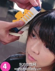 時(shí)尚卷發(fā)造型基本步驟體現(xiàn)女性溫婉秀麗