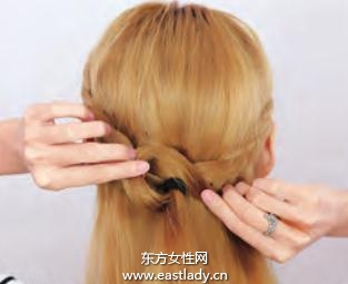 可愛加股辮成就淑女風(fēng)