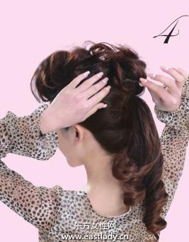 用發(fā)束打造時(shí)尚卷發(fā)造型