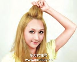 早春三股辮發(fā)型DIY提升你的氣場(chǎng)