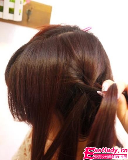 魚骨辮編發(fā)教程打造減齡修顏時尚發(fā)型