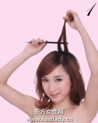 夢莉小短發(fā)增加女性優(yōu)雅味道