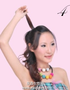 蝴蝶結(jié)小束發(fā)簡單迷人富含溫情氣息