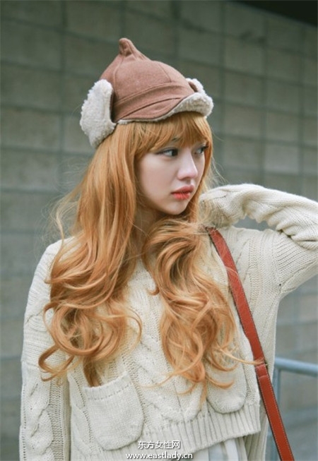 時尚卷發(fā)發(fā)型圖片欣賞