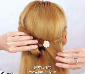 可愛加股辮成就淑女風(fēng)