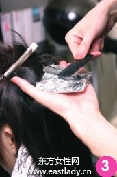 給秀發(fā)換個染色打造屬于自己的完美發(fā)型