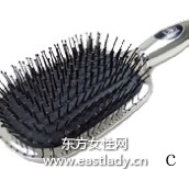 不同用途發(fā)梳打造隨意發(fā)型