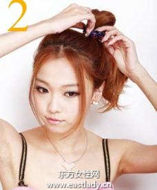 最新卷發(fā)發(fā)型設(shè)計(jì)打造可愛(ài)小臉造型