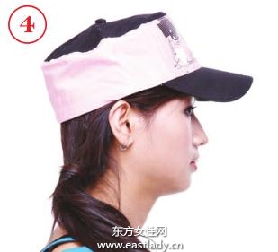 中長發(fā)戴帽發(fā)型 讓你顯得既時尚又酷感十足