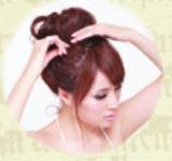 日系蓬松丸子頭發(fā)型 圓形臉MM最愛發(fā)型