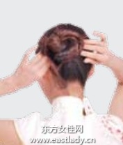 2013最新韓式扭發(fā)發(fā)型扎法步驟