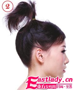 時尚韓式盤發(fā)發(fā)型更顯帥氣十足