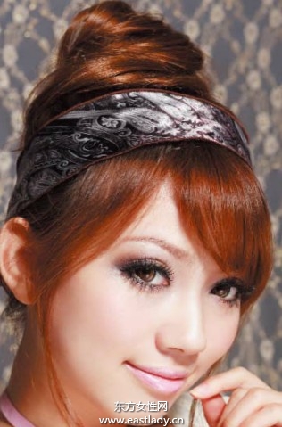 螺旋絲巾高盤發(fā)變身名模氣質(zhì)