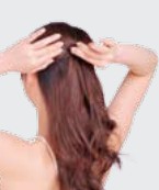 適合初次參加派對的碎發(fā)發(fā)型設(shè)計